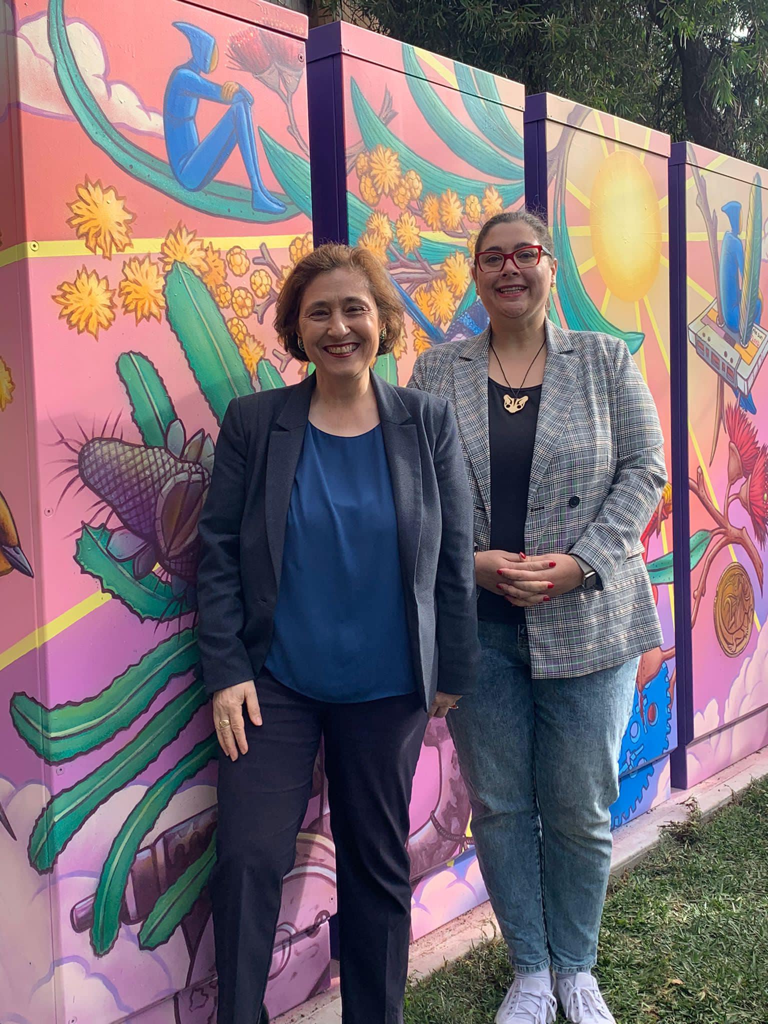 COMMUNITIES SAVING WITH NEIGHBOURHOOD BATTERIES Main Image